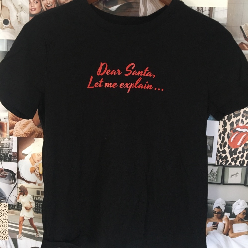 Black Christmas tee